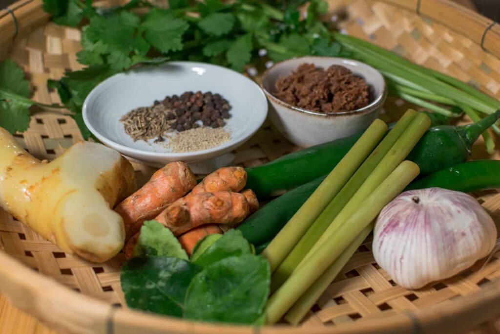 Home made curry pastes